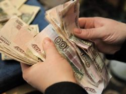 За участие в шествии в День народного единства дают 300 рублей