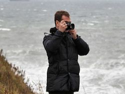 Медведев собрался возродить фотоаппарат 