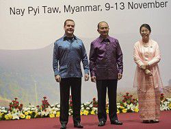 Премьер РФ Медведев встретился с главой Мьянмы Тейн Сейном