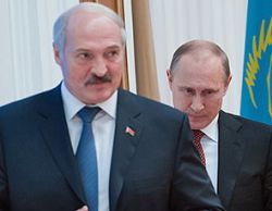 Лукашенко: политика РФ в отношении Беларуси – безмозглая