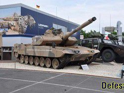 Армия ФРГ получила первый танк 