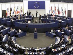 Европарламент попросит Евросовет принять новые санкции против РФ