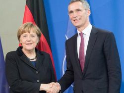Генсек НАТО призвал Германию увеличить расходы на оборону