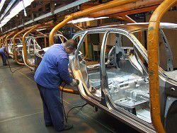 АвтоВАЗ объявил об увеличении цен на автомобили Lada