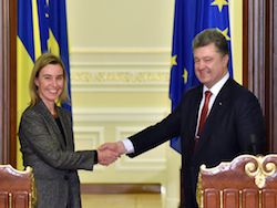 Евросоюз готовит себе роль миротворца в Украине
