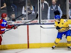 В финале молодежного ЧМ сыграют хоккеисты России и Канады