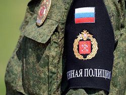 Путин разрешил военной полиции задерживать военнослужащих