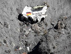 Lufthansa выплатит родным жертв катастрофы по 50 тысяч евро