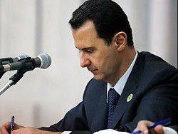 Асад: бомбардировки укрепили 
