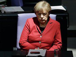 Меркель: Греция не получит денег до проведения реформ