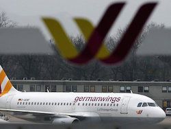 Пилотам немецких авиакомпаний запретили быть в кабине по одному