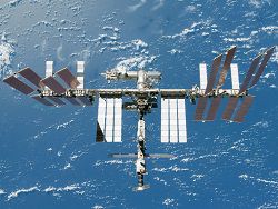 Экипаж Союза ТМА-16М удачно перешел на МКС