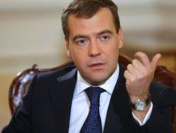 Медведев поручил проработать вопрос о продовольственной помощи