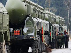 Москва бряцает ядерным оружием