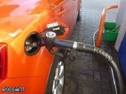 Цены на бензин в России повысились в феврале на 7,7%