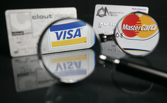 Санкционные банки не смогли заказать пластик для карт Visa и MasterCard