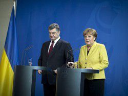 Меркель и Порошенко предложили встретиться 