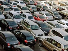 Власти надеются, что спрос на автомобили в России начнет расти в конце 2015 года