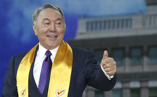 Назарбаев извинился перед «супердемократичными» странами за итоги выборов
