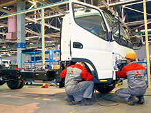 Производство грузовых автомобилей Mitsubishi Fuso в России только приостановлено