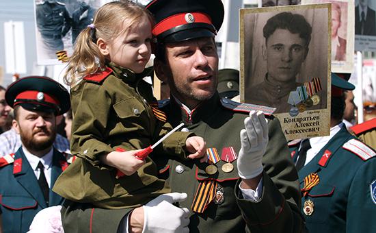 МВД насчитало полмиллиона участников акции «Бессмертный полк» в Москве