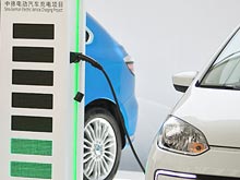 Китай за год  утроил  производство электромобилей и 