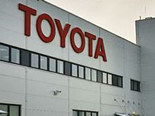 Японец, приехавший в командировку, повесился на крыше завода Toyota Motors в Петербурге