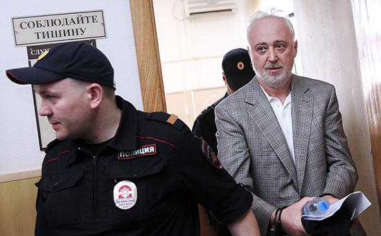 Суд отправил Леонида Меламеда под домашний арест