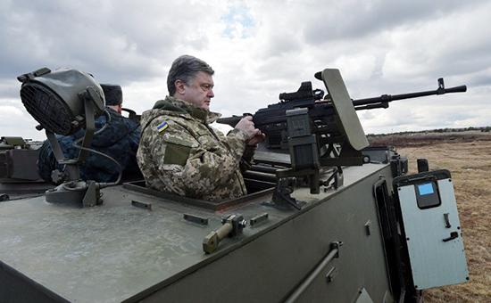 Киев будет применять в Донбассе британские и американские боевые машины