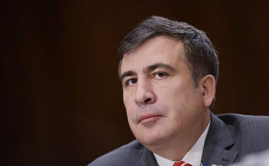 Саакашвили решил вдвое сократить количество чиновников в Одессе