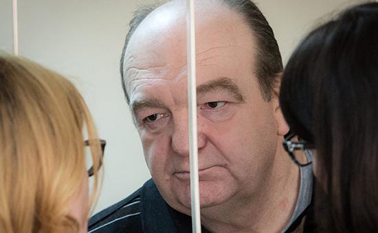Суд оставил под арестом бывшего руководителя ФСИН