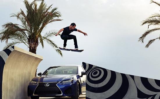 Компания Lexus официально представила летающий скейтборд