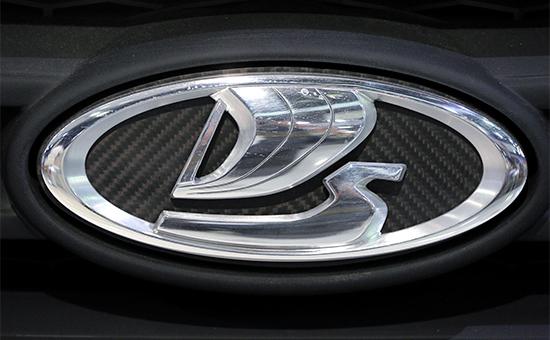 Renault-Nissan отказался продавать Lada через своих дилеров за рубежом