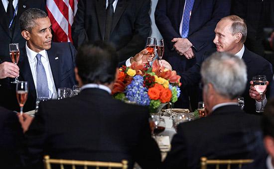 Путин и Обама пожали друг другу руки