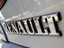 Renault отзывает около  16 тысяч  внедорожников Captur  из-за проблем с вредными выбросами