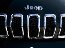 В России отзывают 2500    автомобилей Jeep