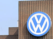 Volkswagen  может уволить 3 тысячи офисных работников в Германии, чтобы покрыть убытки от  