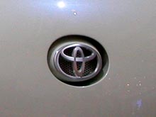Toyota обещает широко внедрить систему экстренного торможения с опережением конкурентов на 5 лет