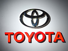 Toyota   и    Microsoft  запланировали вывести   