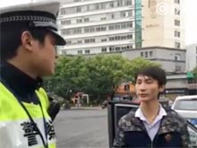 Задержанный водитель в Китае заявил гаишникам, что он инопланетянин, и если его не отпустят - разрушит Землю