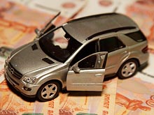 Россияне стали  охотнее брать машины в кредит - таких покупок  уже около 40%
