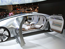 Аналитики: к 2035 по миру будут  ездить  более   20 миллионов беспилотных авто